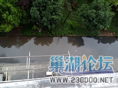 宅间道污水及下雨就成水塘